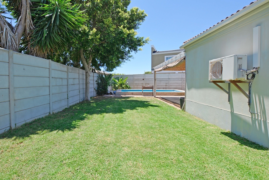 3 Bedroom Property for Sale in Parklands Western Cape